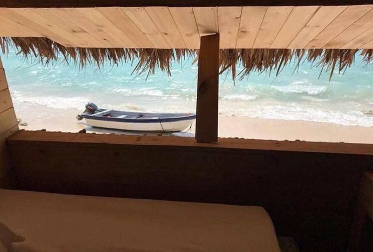 Hidden Beach Playa Tranquila Pendales 外观 照片