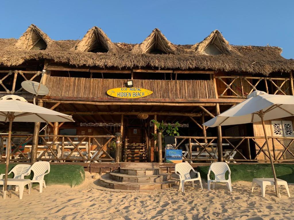 Hidden Beach Playa Tranquila Pendales 外观 照片